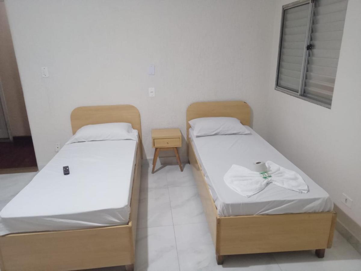 Novo Alges Hotel *